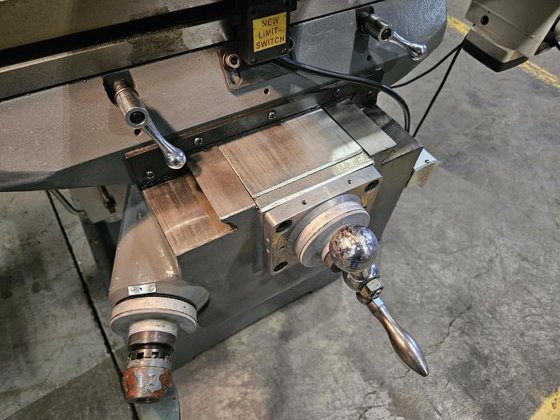 Clark Variable Speed Milling Machine