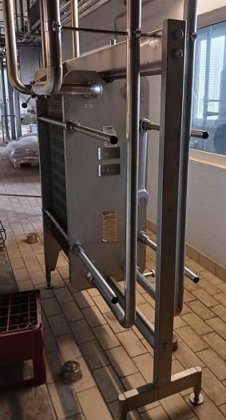 プレート式熱交換器