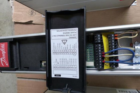 周波数コンバータ