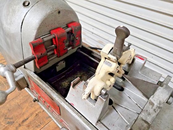 Collins Model C Pipe Threader