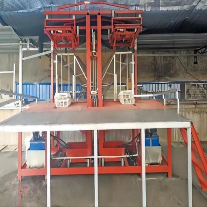 热销新型定制设计活禽笼自动升降系统 鸡肉加工设备屠宰场机器