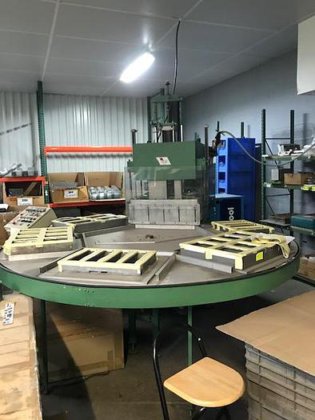 1990 GEAF packaging machine