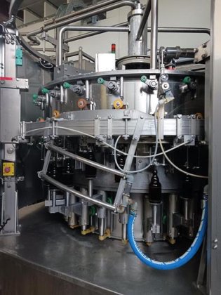 ボトル充填機/キャップ機/ラベル貼り機