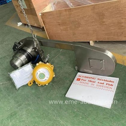 出厂价专业屠宰场设备 牛胴体带式分割锯 优质奶牛屠宰机