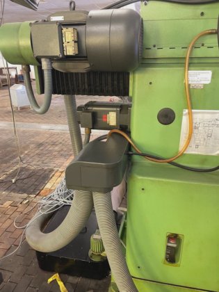 Lid FP4NC CNC universele freesmachine