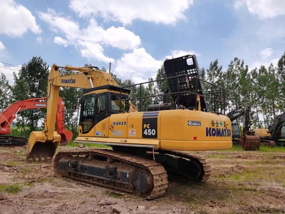 KOMATSU PC450-7