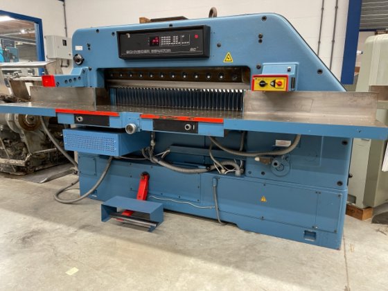 1995 施耐德-塞纳托尔 132