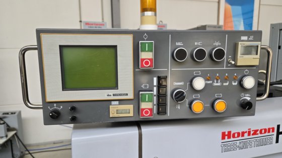 2004 HORIZON HT 70