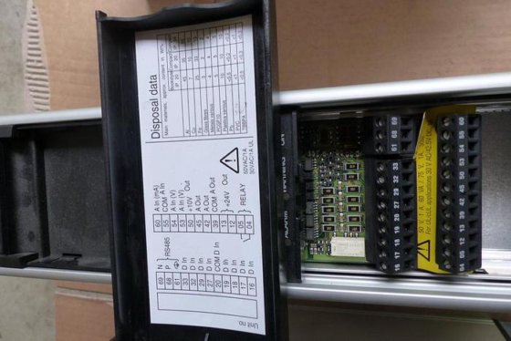 周波数コンバータ