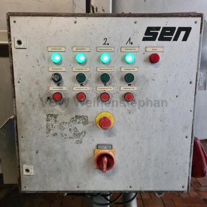 クレート洗浄機