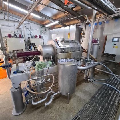 デカンター遠心分離機