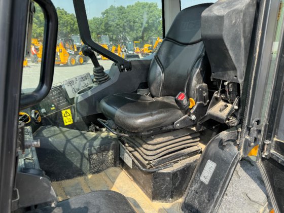 2022 JCB 155