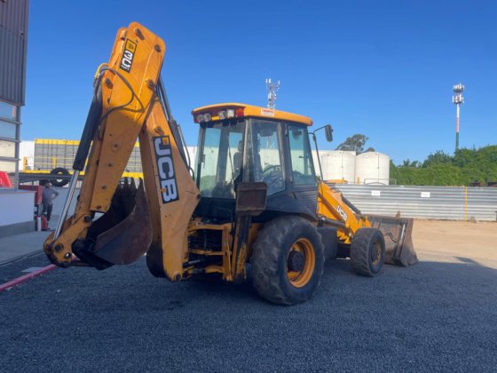 2011 JCB 3C Plus
