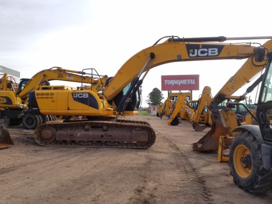 2012 JCB JS330