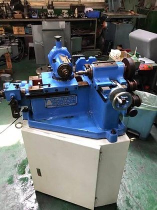 螺旋傘齒輪測定機（日本岡本製)