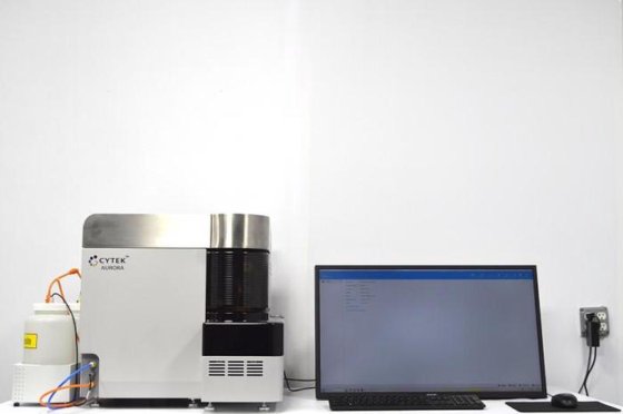 Cytek Aurora Flow Cytometry System