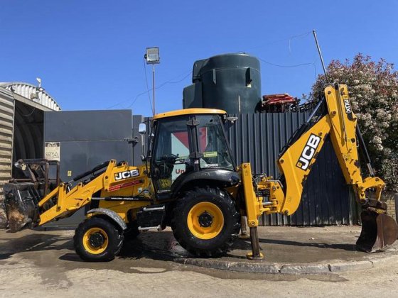 JCB 3CX Sitemaster Backhoe Loader