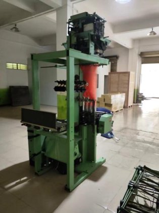 Jacquard needle loom