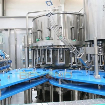 全自动无碳酸酒精、葡萄酒和烈酒玻璃瓶漂洗、灌装和封盖机