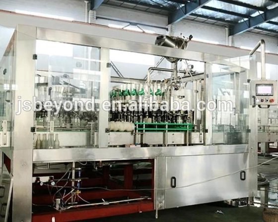 出厂价瓶装啤酒和碳酸饮料灌装、旋盖和包装封口机
