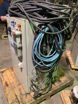 MOTOMAN ES200N 6 AXIS CNC