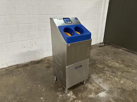 Meritech CleanTech 2000S Handwashing System in Canada