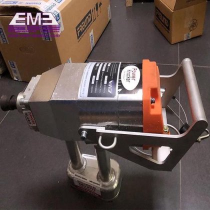 奶牛屠宰场设计全套自动奶牛屠宰机 用于奶牛屠宰线的奶牛屠宰枪