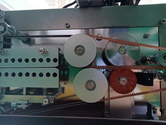 多功能立式坚果袋封口机