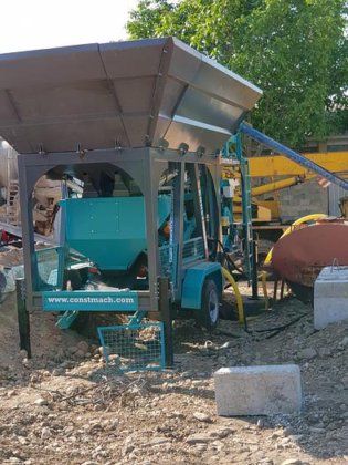 移动混凝土搅拌站