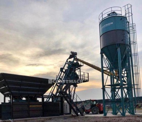 现货发货！紧凑型混凝土厂，产能为 30 立方米/小时