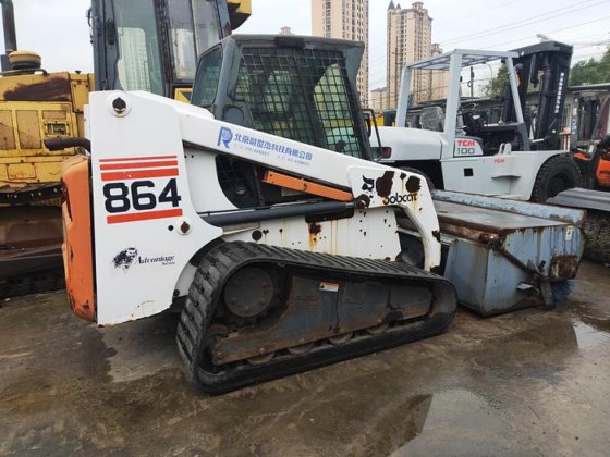 Bobcat 864