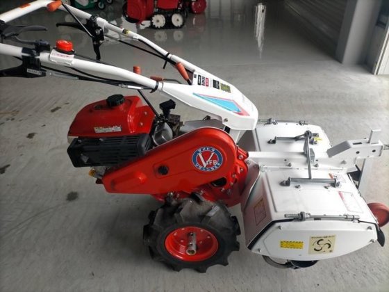 マメトラ中古管理機SRV4FB