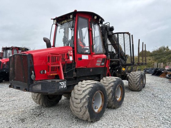 2017 Komatsu 835