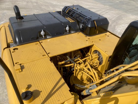 2007 Caterpillar 330DL