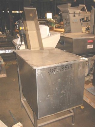 CAP ELEVATOR, 5' DISCHARGE 2797