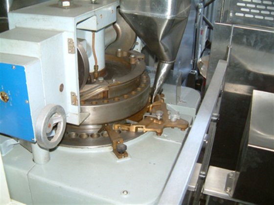 Stokes 35 Station Model 555-1