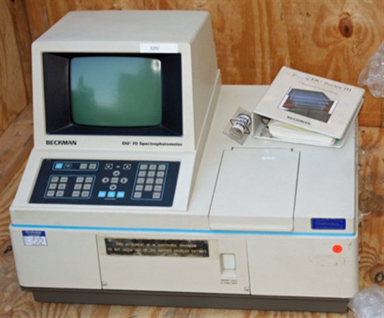 Beckman DU-70 Spectrophotometer 6282 in