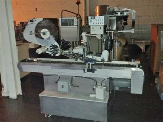 AVERY DS 152 Labeler 6899