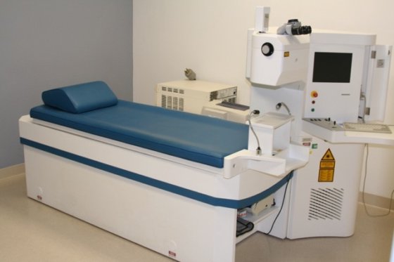 Bausch & Lomb Technolas 217A