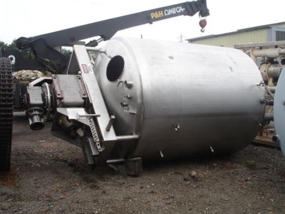 3000 Gallon Jacketed Mueller Twin