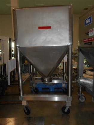 Stainless Steel Tote with Valve,