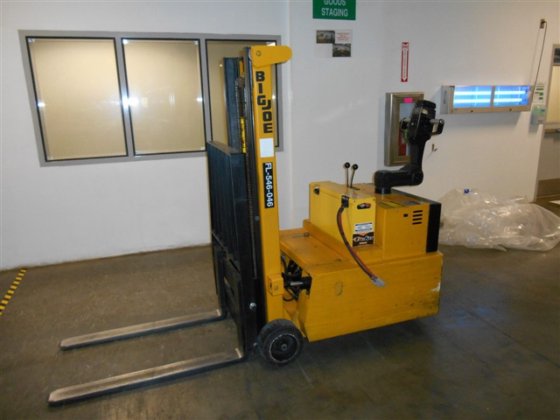 Big Joe Walk-behind Lift, Model
