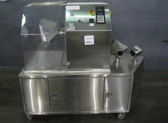 SERVO LIFT PORTABLE BIN BLENDER,