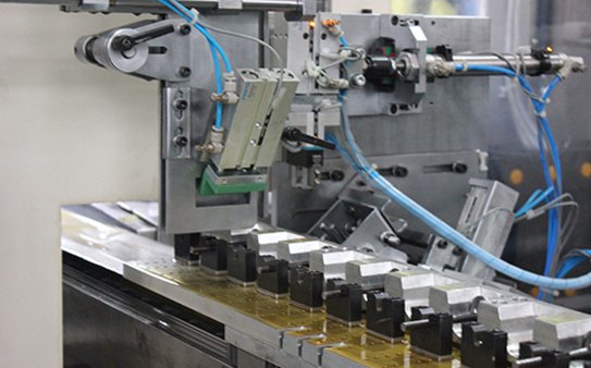 气门深孔钻机床