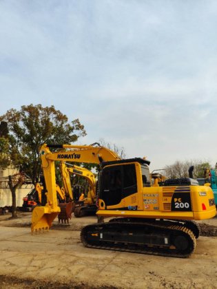 2019 Komatsu PC200