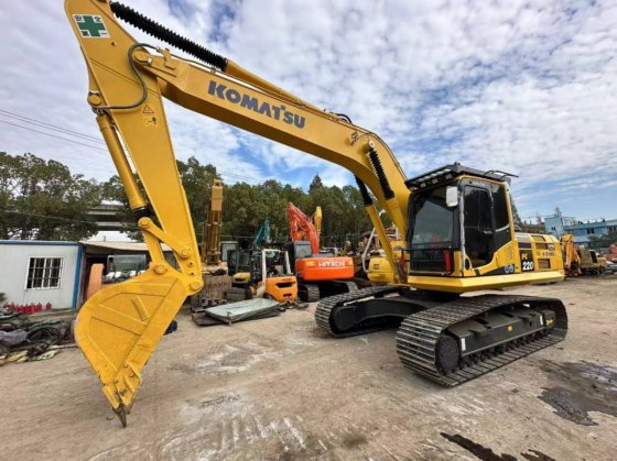 2019 Komatsu pc220