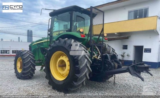 2011 John Deere 7715 (182cv)