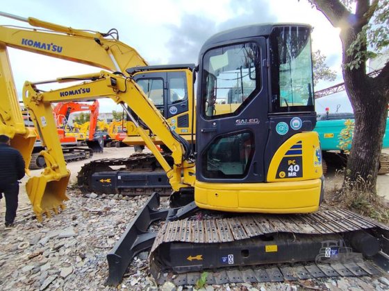 2017 KOMATSU PC40MR