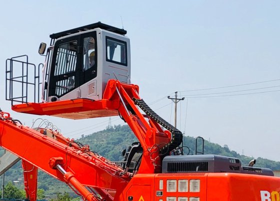 邦尼 WZYD50-9 50 吨电动履带式液压物料搬运车