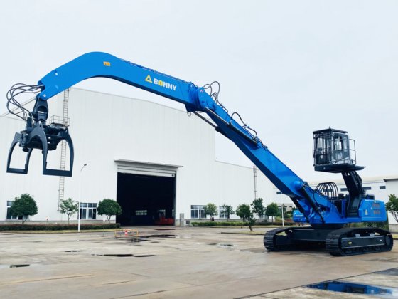 邦尼 WZY48-8 48 吨履带式液压物料装卸机